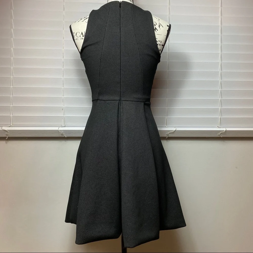 NWT A/X Textured Fit & Flare Sleeveless Dress - Picture 5 of 8